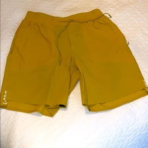 Men’s Lululemon Shorts XL